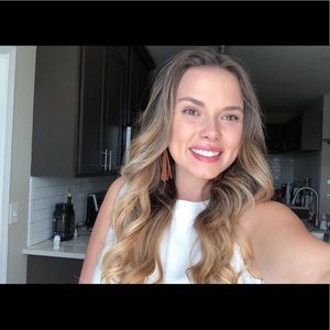 Meet your Posher, Whitney